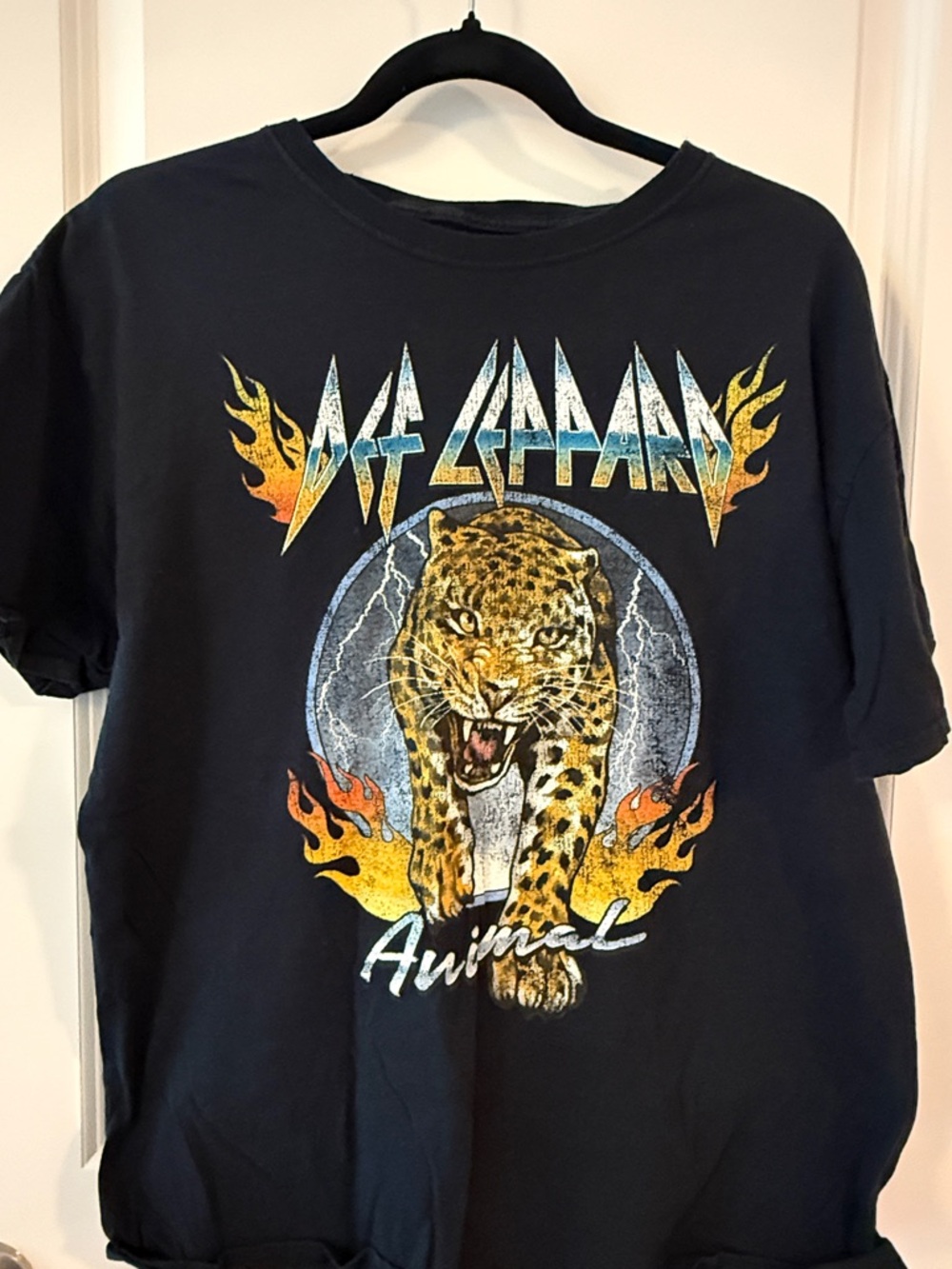 Def Leppard Women's Black 'Animal' Graphic Tee